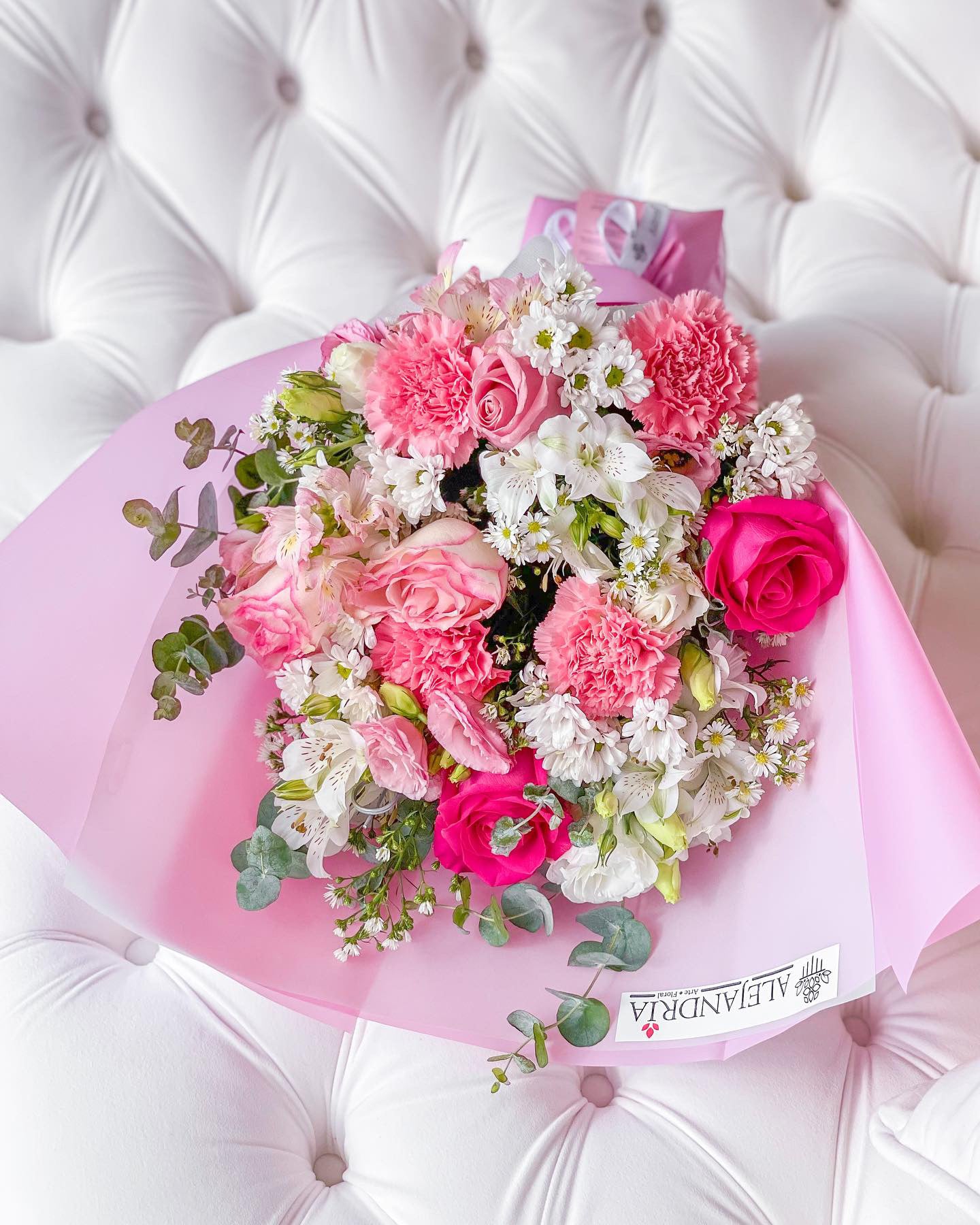 Ramo Quarzo Pink Savage - Alejandría Arte Floral 